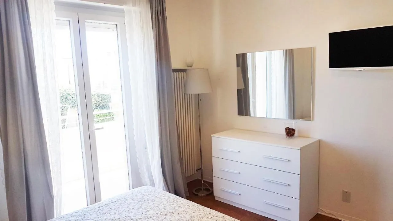 Casa Rava Beach Vista Mare Apartment Riccione