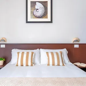 2* Otel Carmen